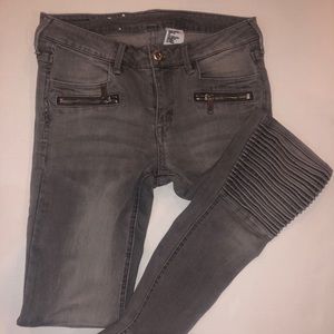 Zara Skinny Low Waist Jeans Size 27